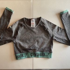 ⭐️GymShark workout Gray Long sleeve crop top Small